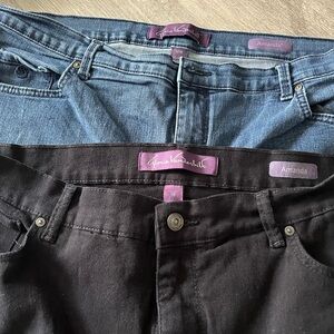 2 Gloria Vanderbilt Women's Jeans - Black and Blue